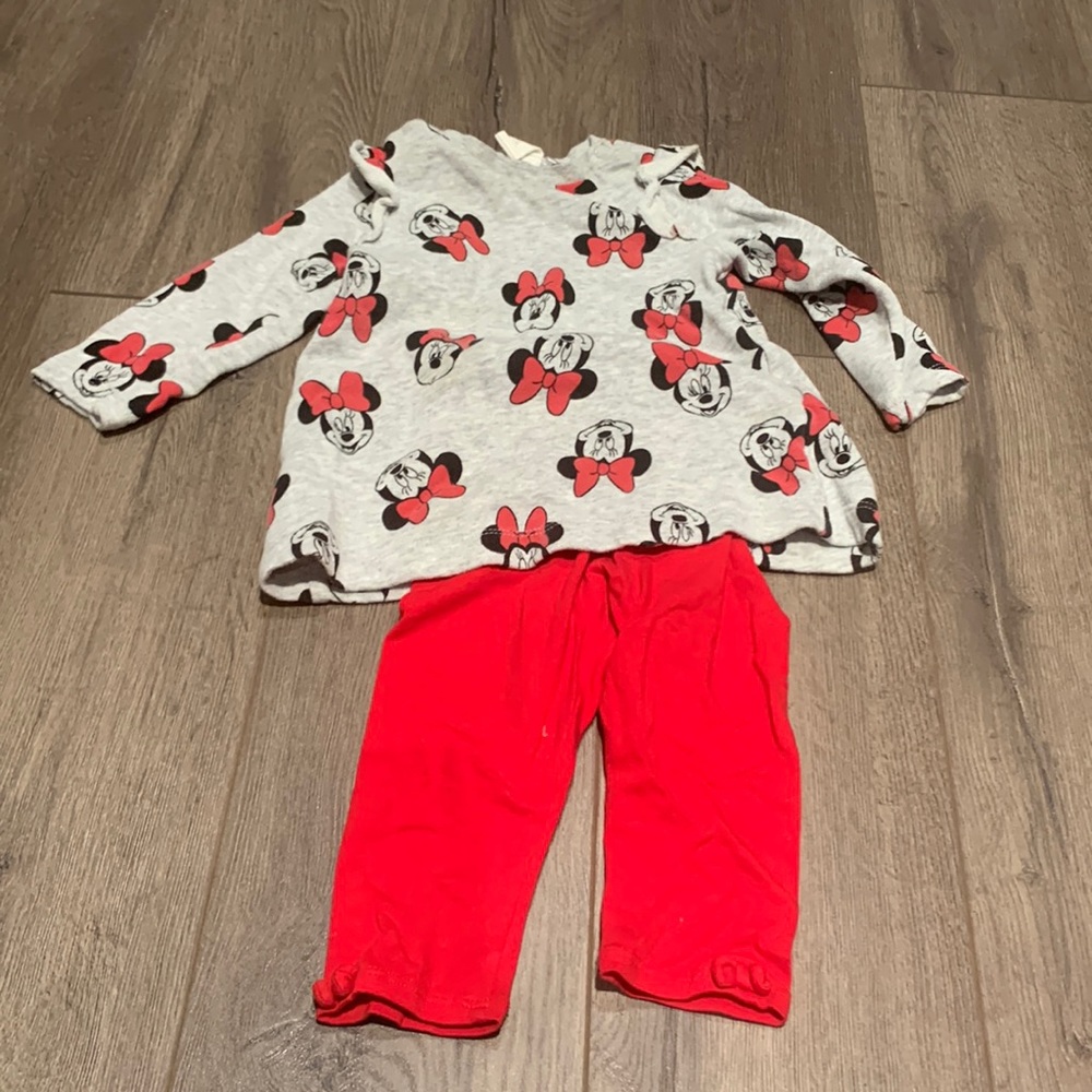 HM. Baby girl Minnie Mouse 2 piece outfit. Tunic with ruffle sleeve. Size 6-9m